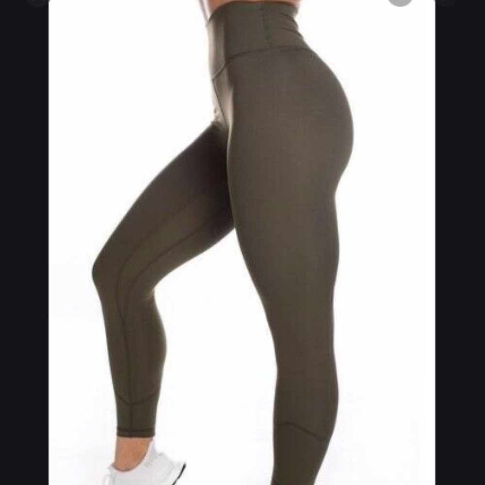 P'tula Alainah III Sleek Legging- Army Green